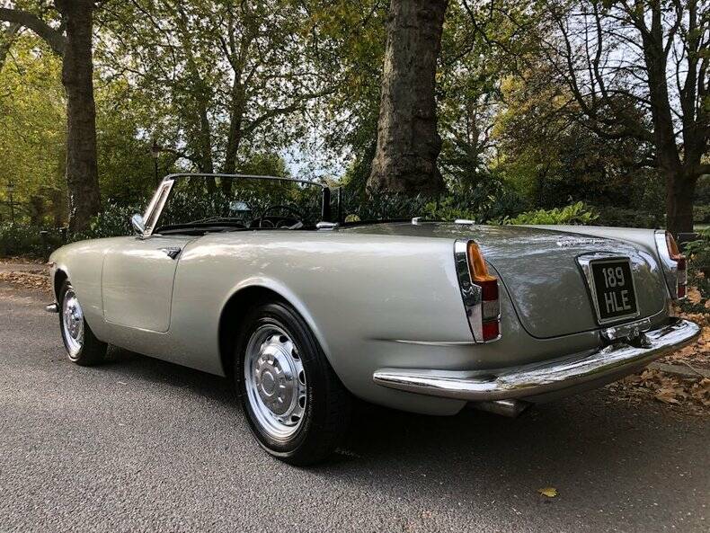 Imagen 7/50 de Alfa Romeo 2600 Spider (1964)