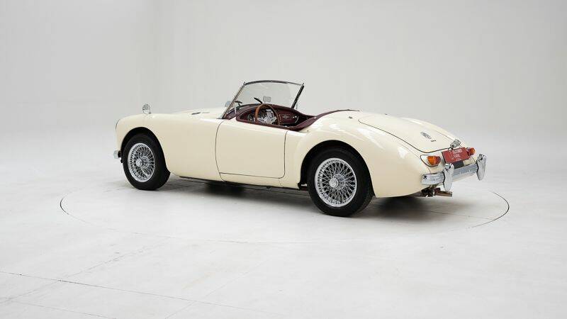Image 4/15 de MG MGA 1600 (1962)