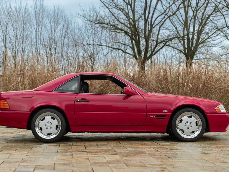 Obraz 4/50 pojazdu Mercedes-Benz SL 600 (1994)
