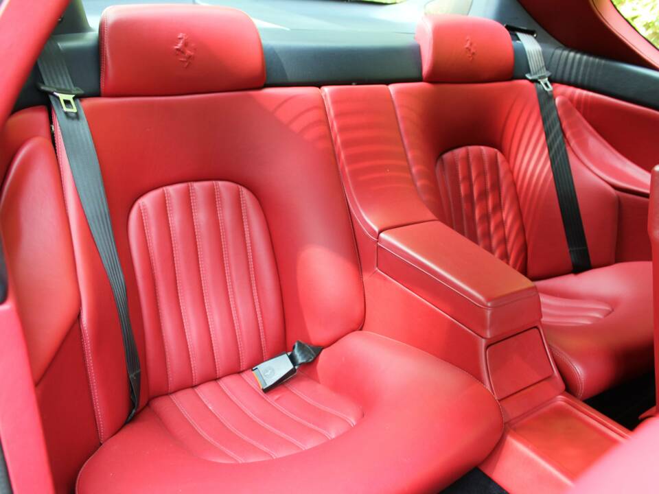 Image 14/18 of Ferrari 456 GTA (1997)