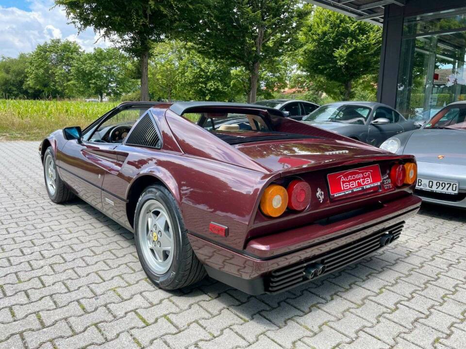 Afbeelding 9/20 van Ferrari 328 GTS (1989)