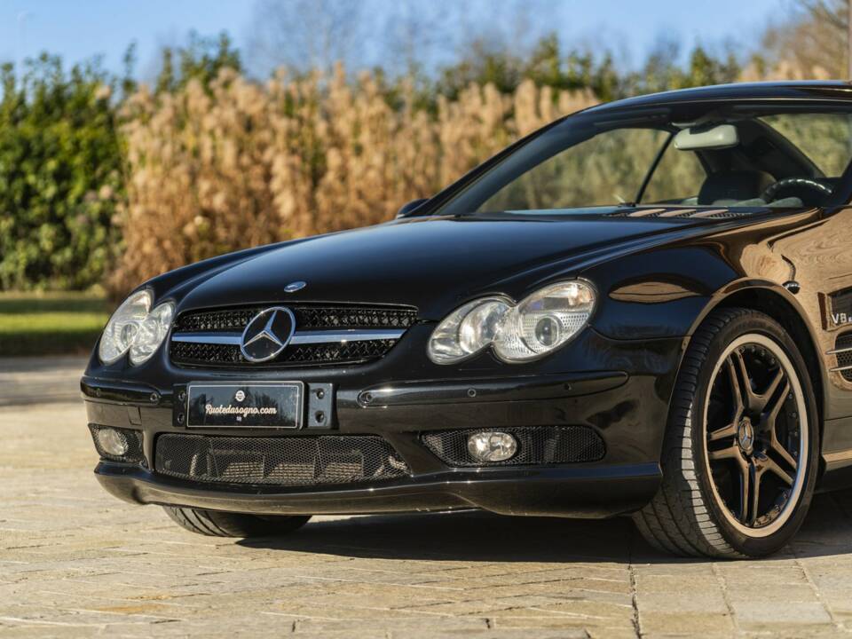 Imagen 10/50 de Mercedes-Benz SL 55 AMG (2002)