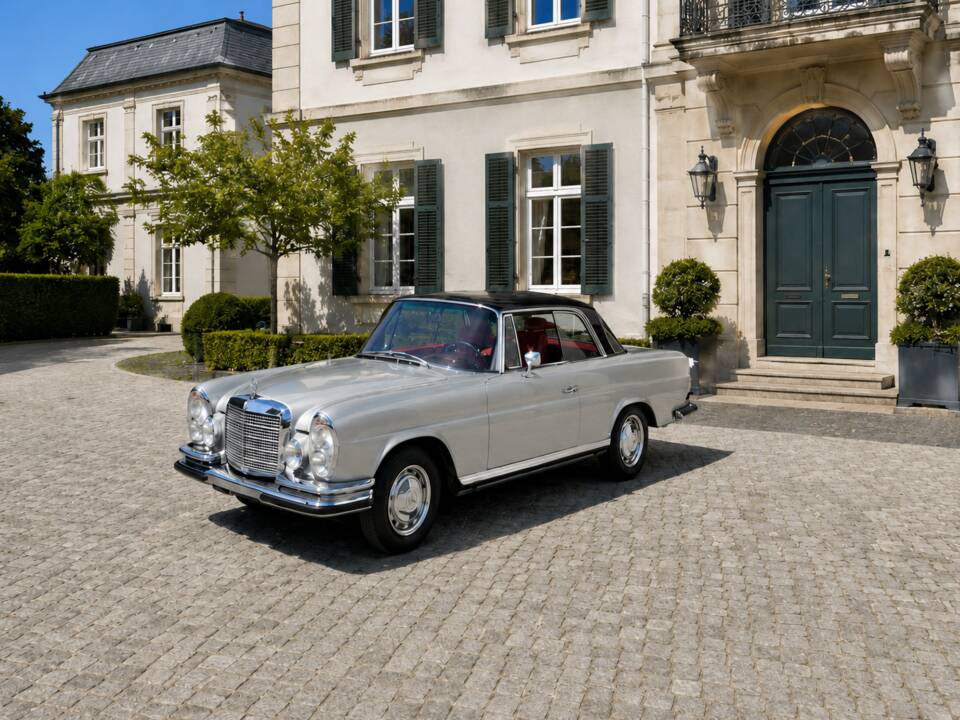 Bild 1/19 von Mercedes-Benz 280 SE 3,5 (1970)