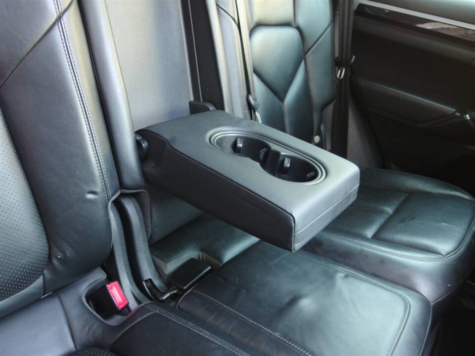 Image 68/96 of Porsche Cayenne S Diesel (2013)