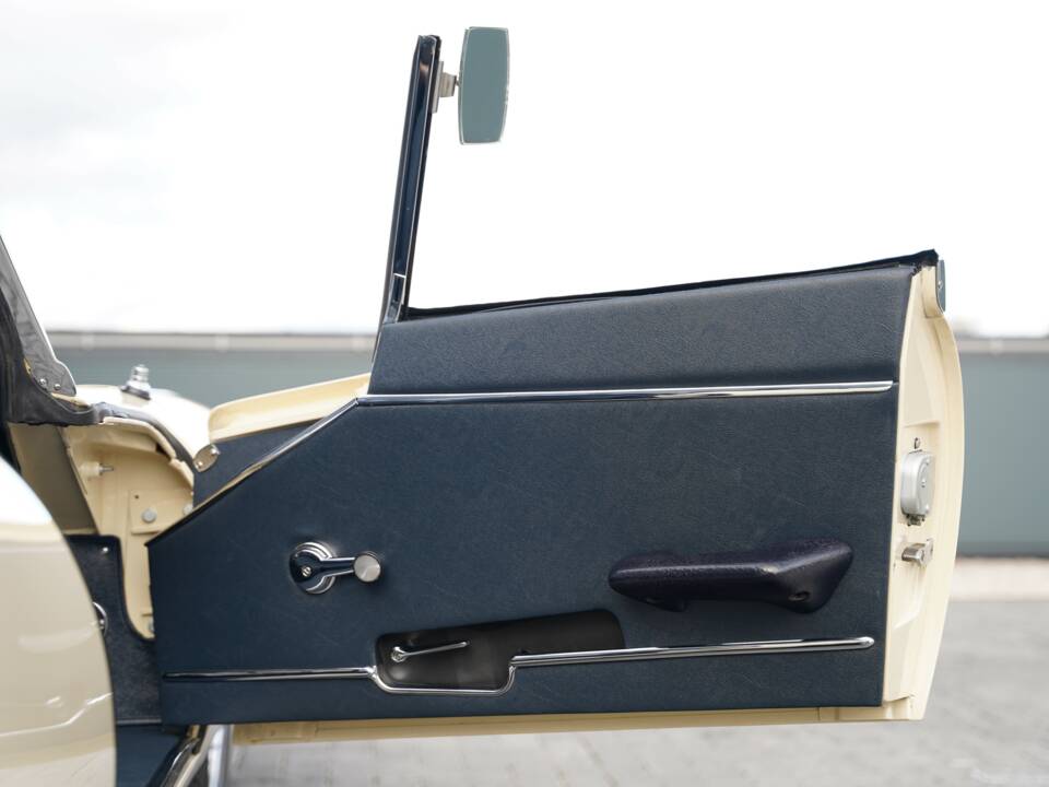 Imagen 14/50 de Jaguar E-Type (1969)