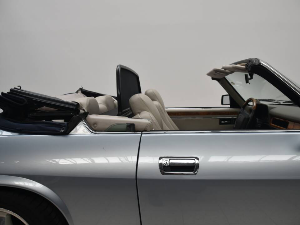 Bild 9/20 von Jaguar XJS 4.0 Celebration (1995)