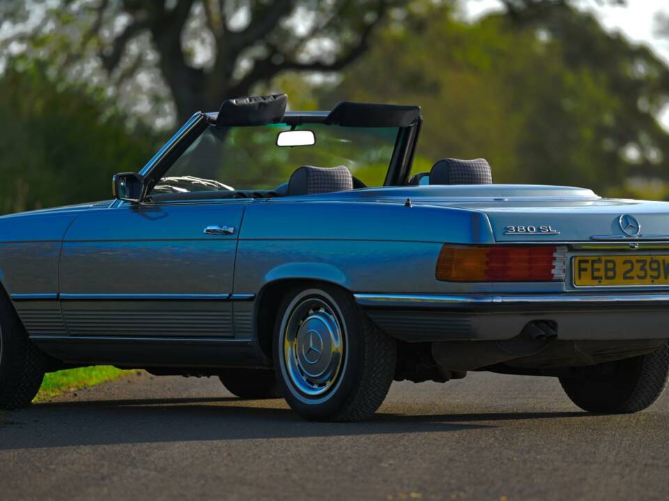 Immagine 8/50 di Mercedes-Benz 380 SL (1980)