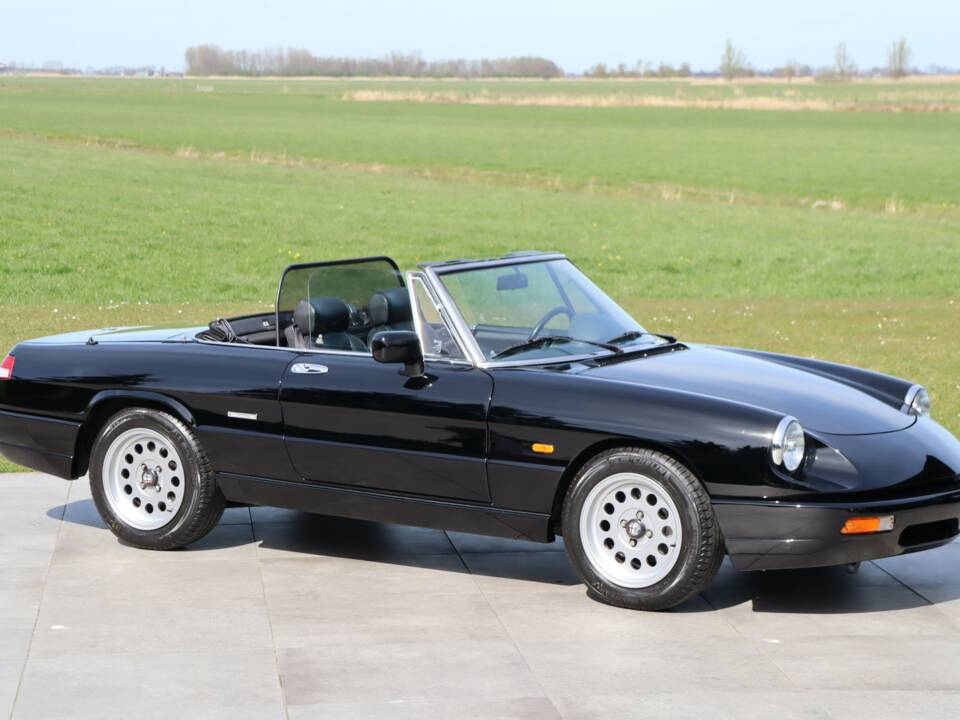 Afbeelding 44/50 van Alfa Romeo 2.0 Spider (1991)