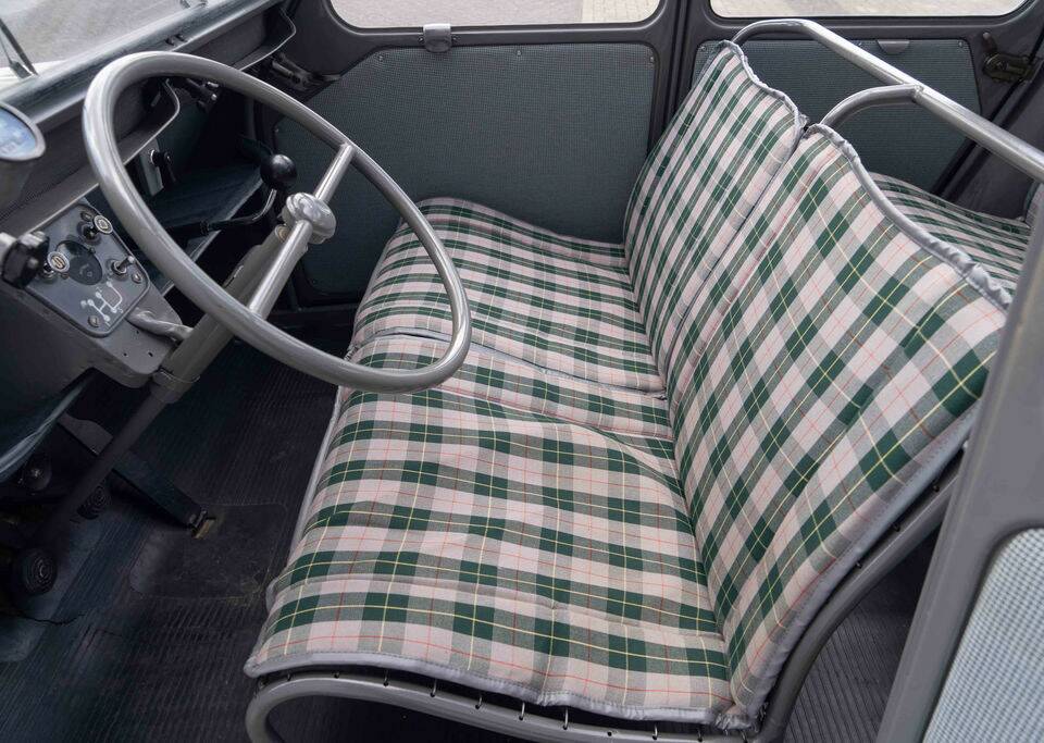 Afbeelding 2/8 van Citroën AU (1953)