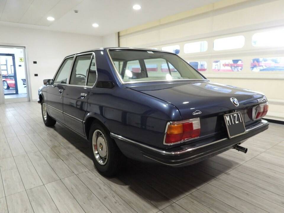 Bild 3/14 von BMW 520i (1975)