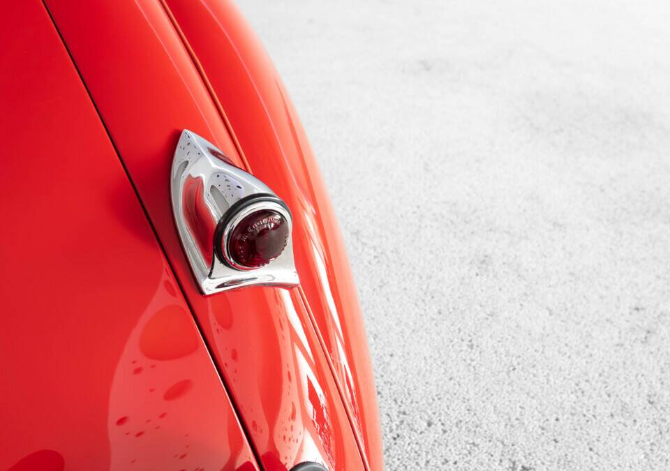 Image 11/30 of Jaguar XK 120 SE OTS (1953)