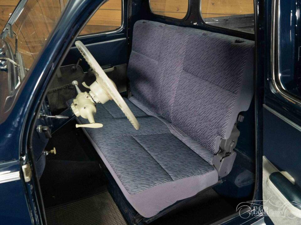 Imagen 11/19 de Peugeot 203 (1954)