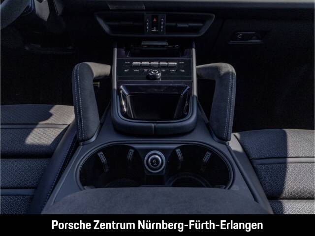 Bild 31/50 von Porsche Cayenne GTS (1900)