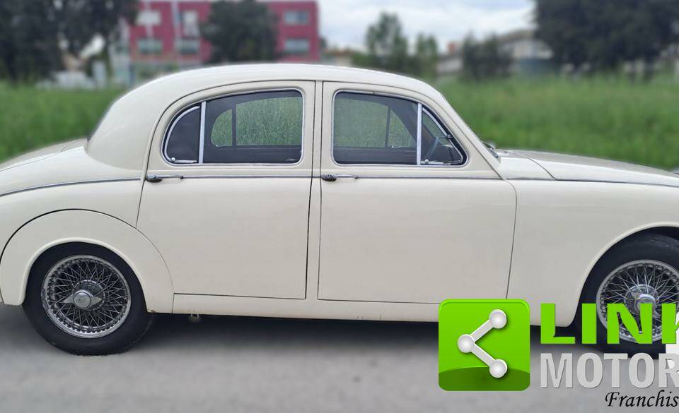 Image 3/10 de Jaguar Mk II 2.4 (1959)