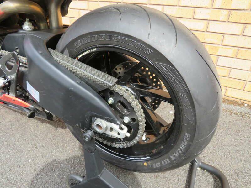 Bild 42/50 von Ducati Desmosedici RR (2008)