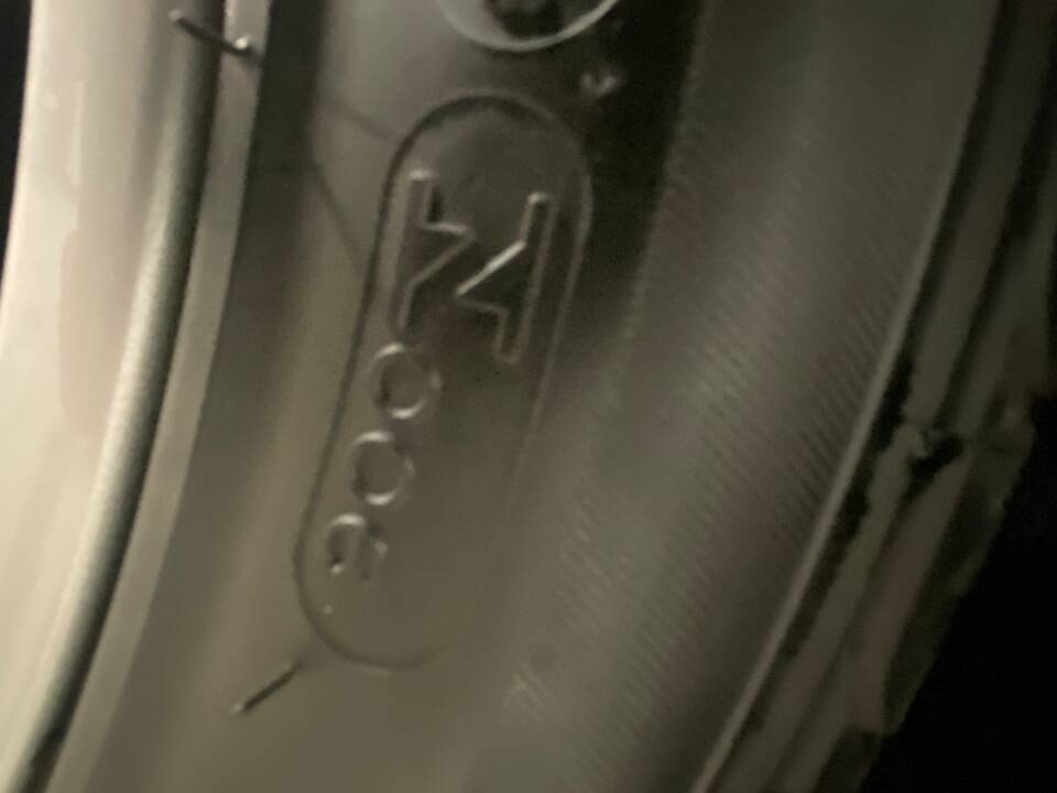 Immagine 28/43 di Renault Clio II V6 (2001)