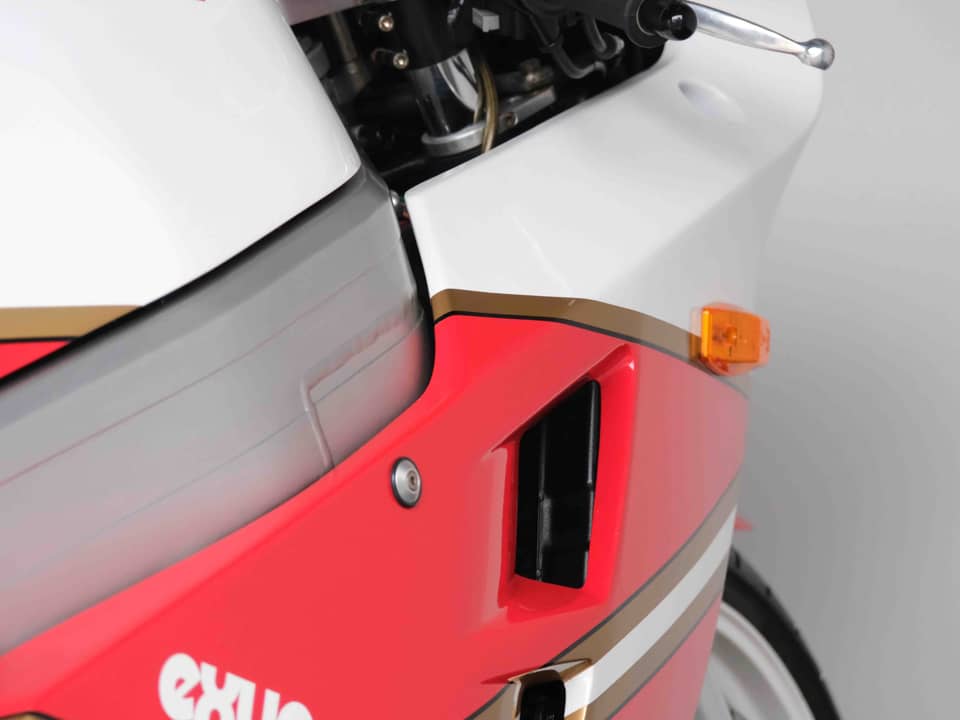 Image 91/95 of Bimota YB6 (1990)