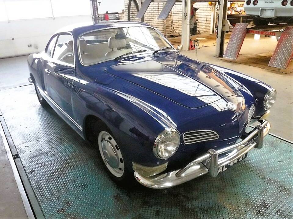 Image 4/50 of Volkswagen Karmann Ghia 1500 (1970)