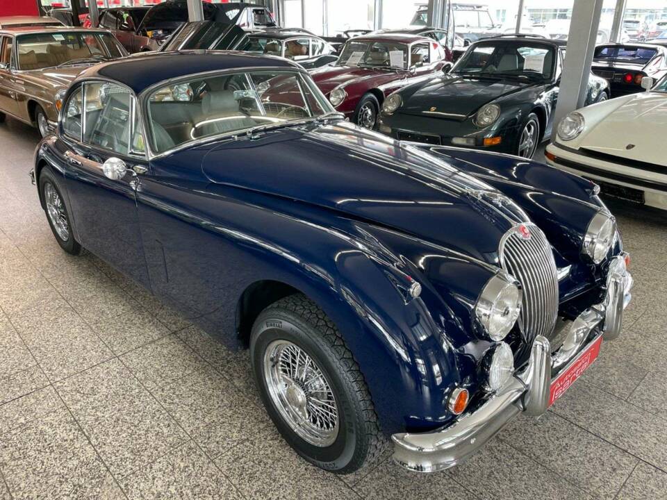 Image 5/20 de Jaguar XK 150 SE FHC (1958)