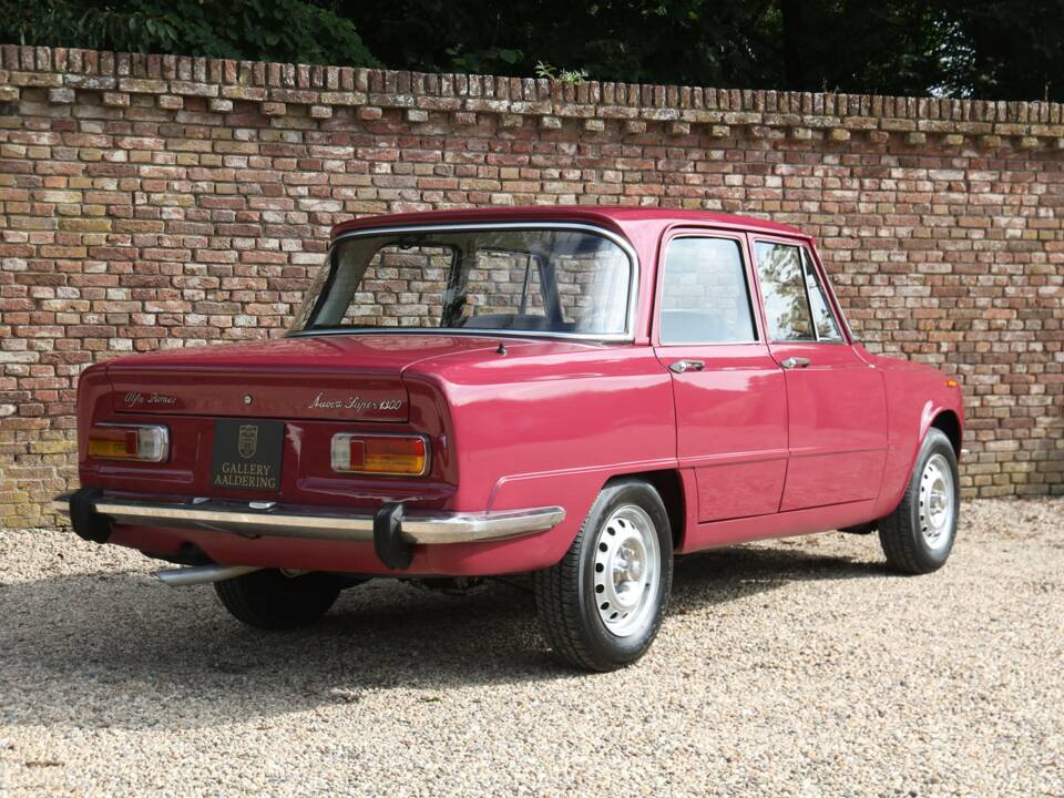 Bild 5/50 von Alfa Romeo Giulia Nuova Super 1300 (1975)