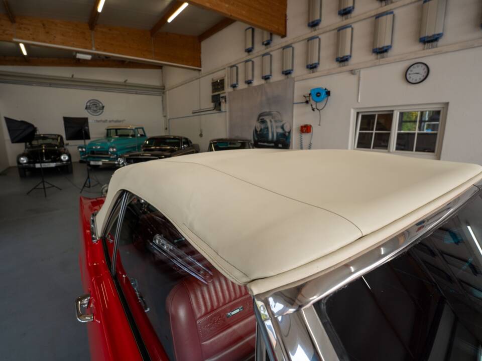 Image 28/35 of Ford Mustang 289 (1965)