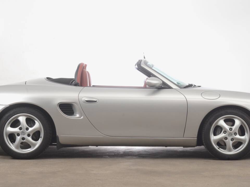 Image 3/30 of Porsche Boxster (1999)