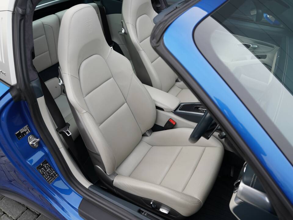 Bild 13/50 von Porsche 911 Carrera 4S (2017)