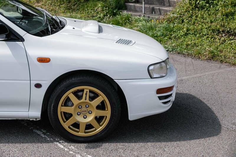 Image 29/30 of Subaru Impreza "555" (1996)