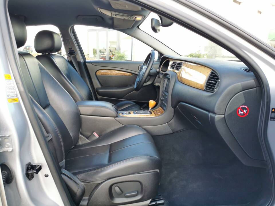 Image 33/47 de Jaguar S-Type 2.5 V6 (2005)