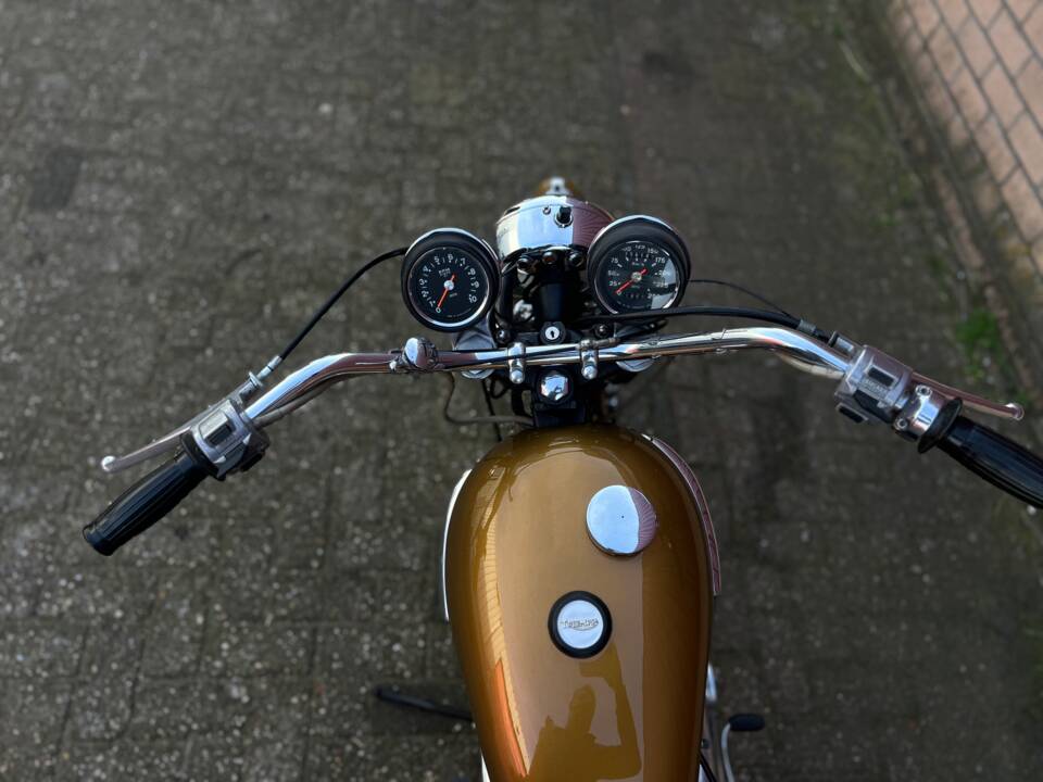 Bild 49/50 von Triumph DUMMY (1972)