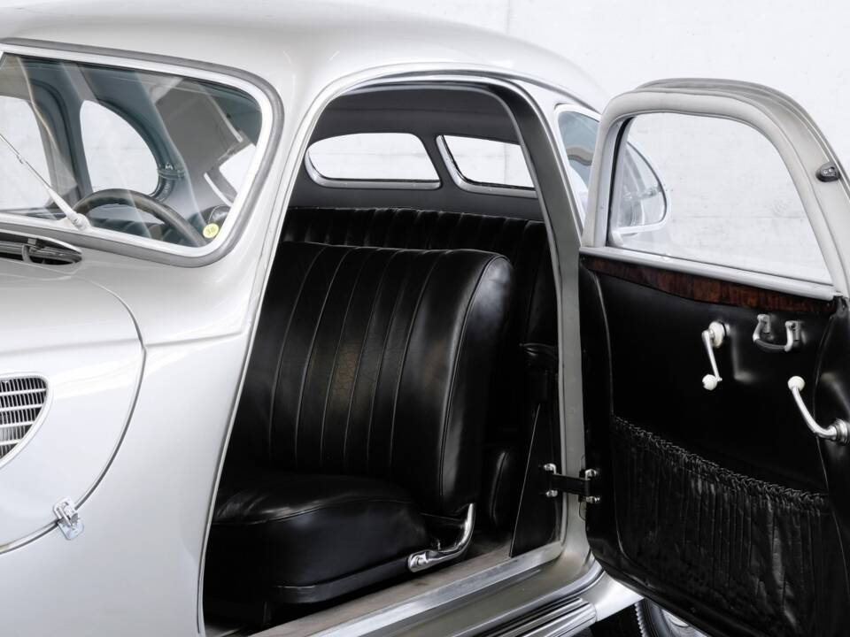 Bild 23/48 von BMW 327 (1940)