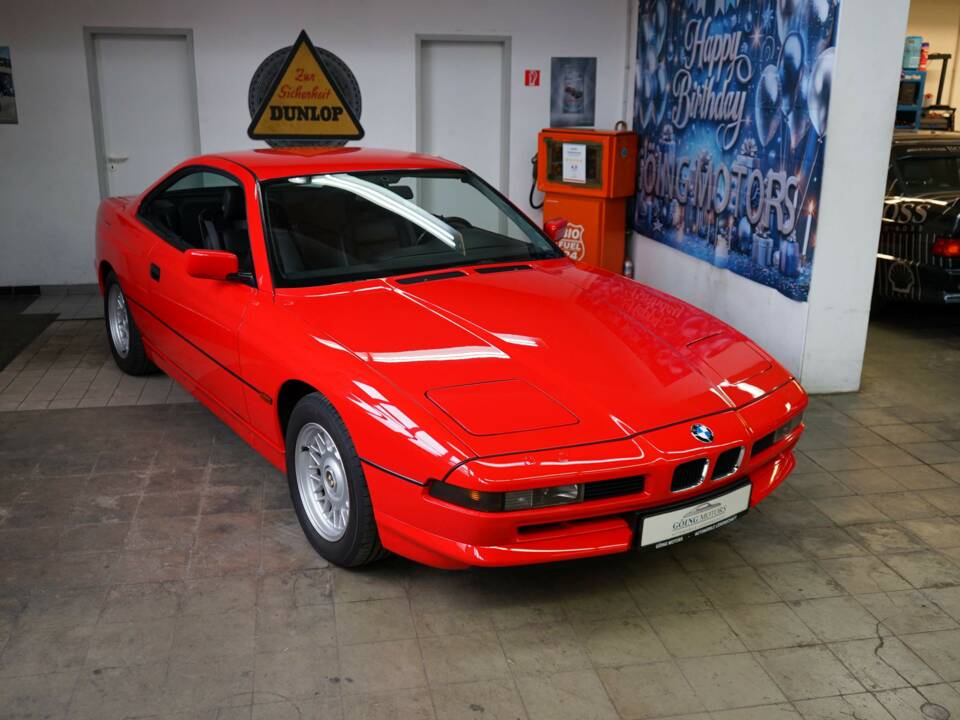 Immagine 1/50 di BMW 850i (1990)