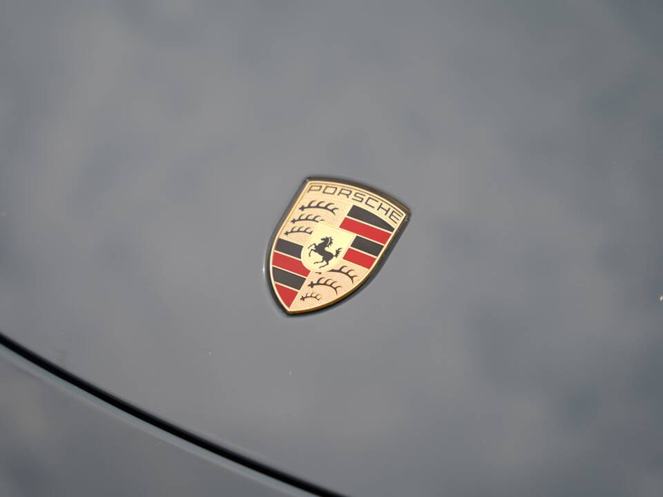 Image 32/50 of Porsche 911 Carrera (2016)
