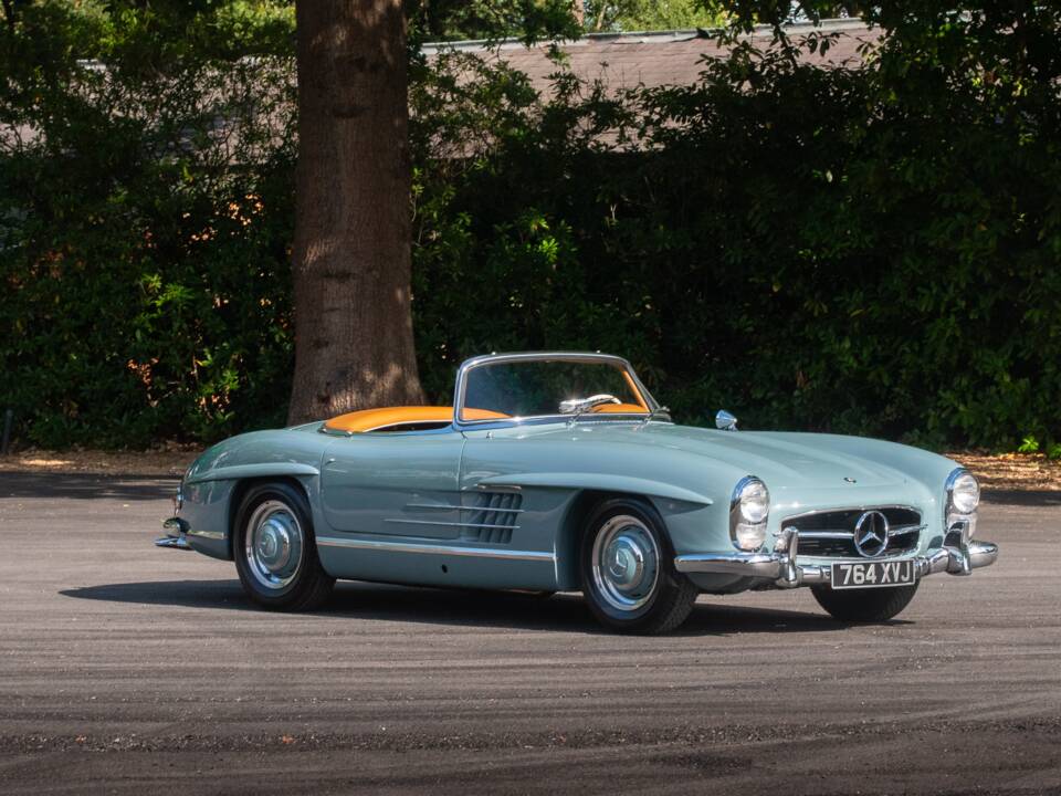 Image 25/50 of Mercedes-Benz 300 SL Roadster (1957)