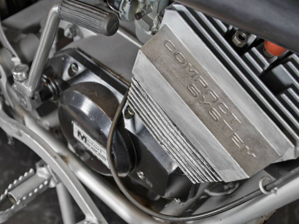 Image 12/15 of Aprilia DUMMY (1976)