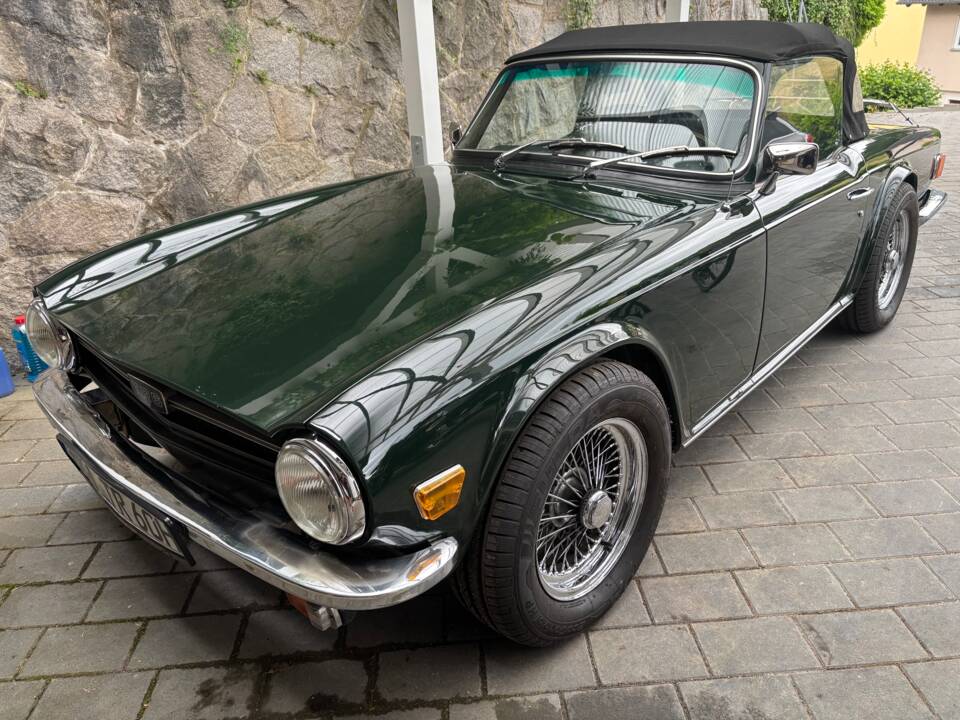Image 5/13 of Triumph TR 6 PI (1974)