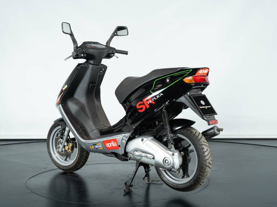 Image 2/20 de Aprilia DUMMY (1994)