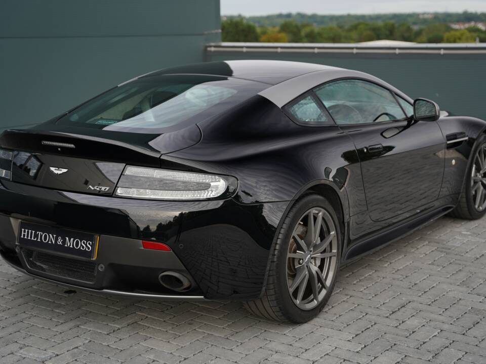 Imagen 42/50 de Aston Martin V8 Vantage N430 (2016)