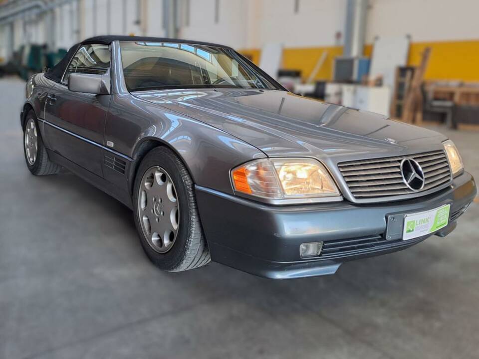 Image 11/50 de Mercedes-Benz 300 SL-24 (1992)