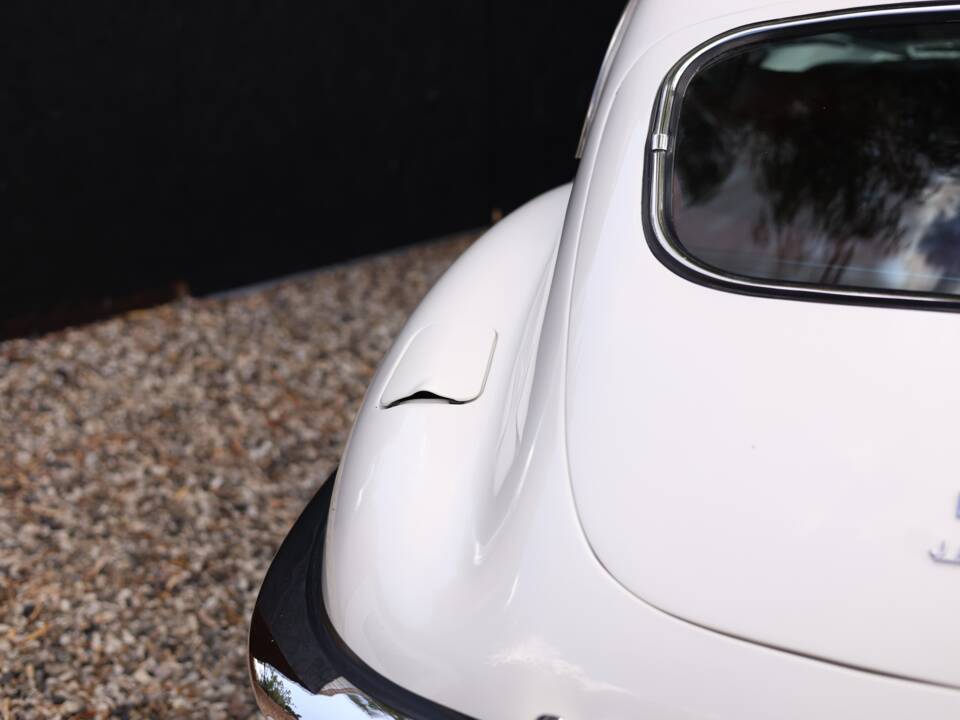 Image 42/50 de Jaguar Type E (2+2) (1970)