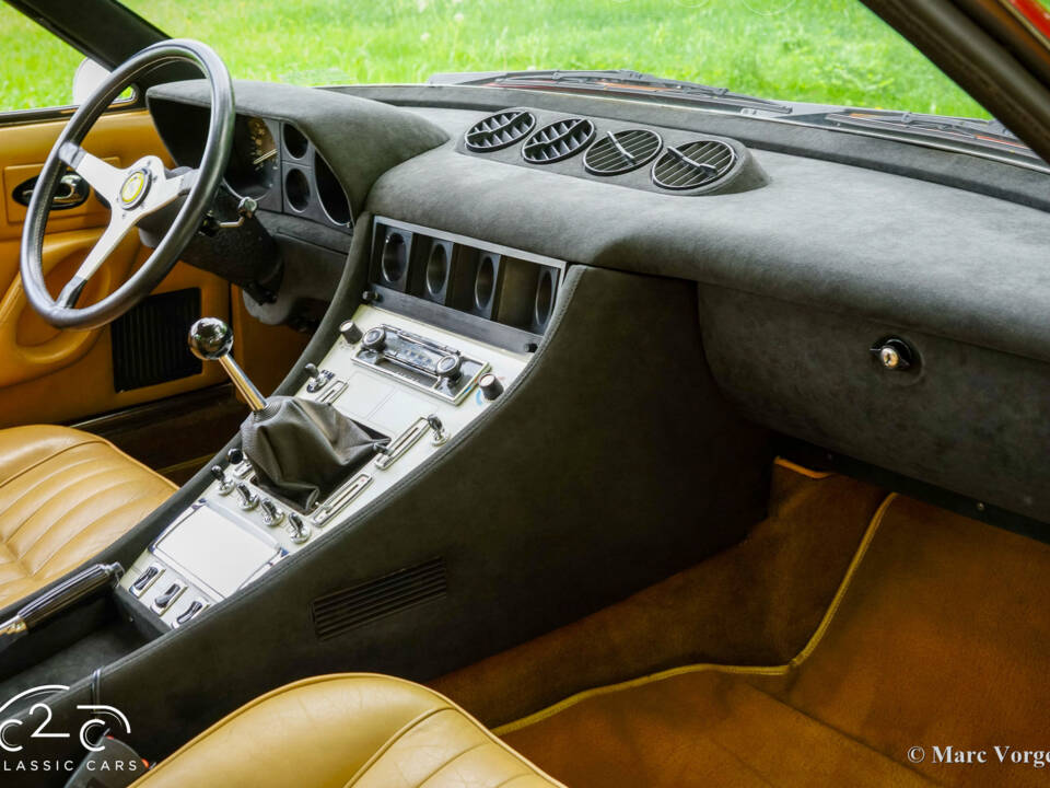 Image 17/80 of Ferrari 365 GTC&#x2F;4 (1972)