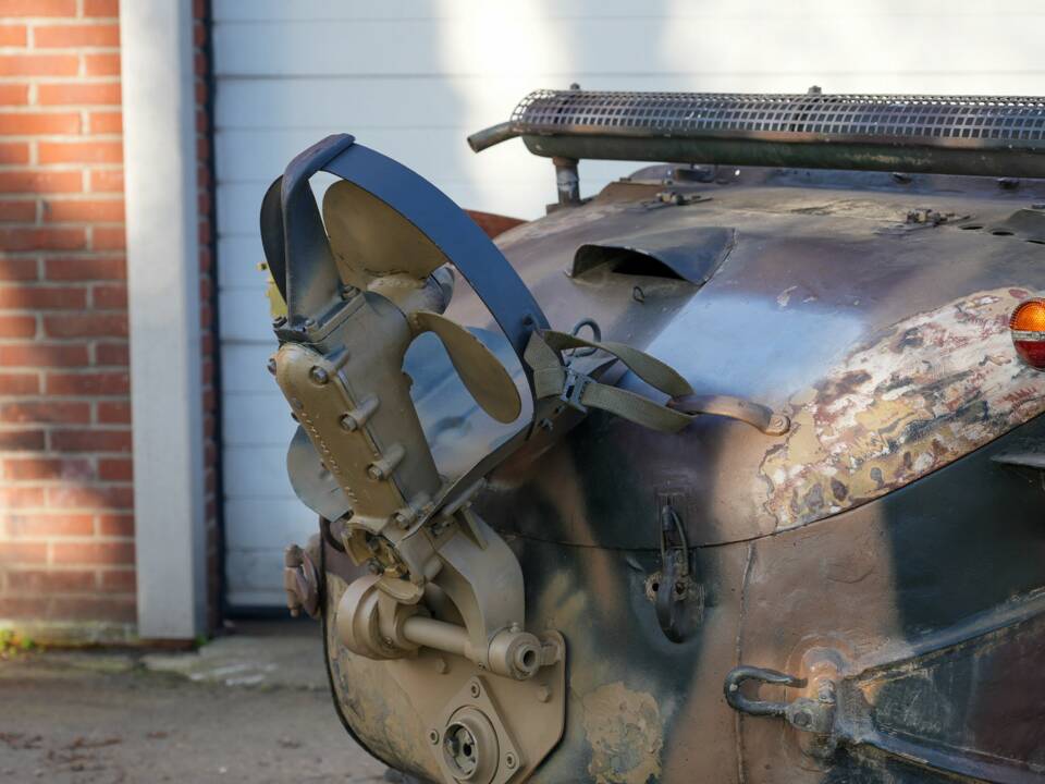 Image 10/40 of Volkswagen Schwimmwagen (1943)