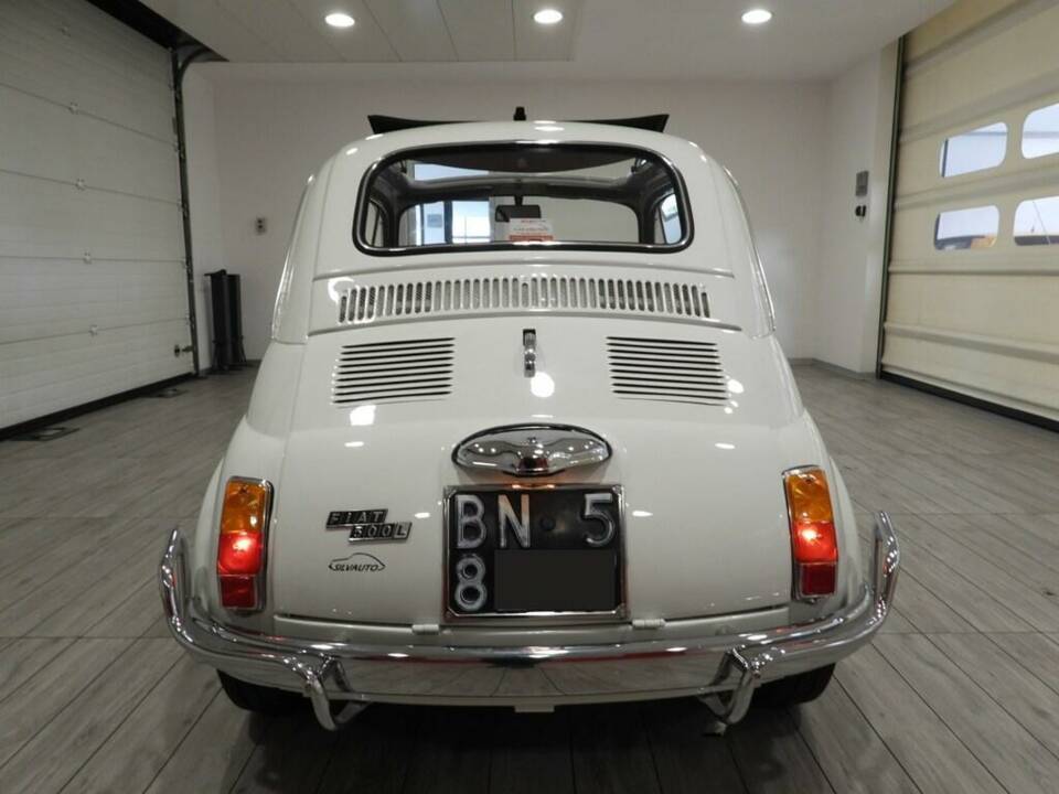 Immagine 13/15 di FIAT 500 L (1971)