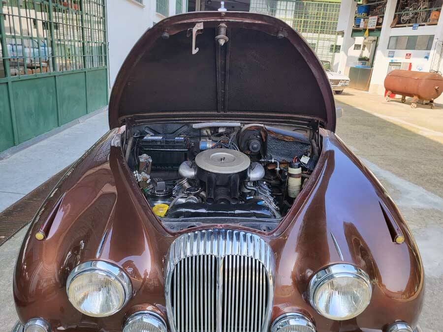 Image 35/42 of Jaguar Mk II 2.4 (1964)
