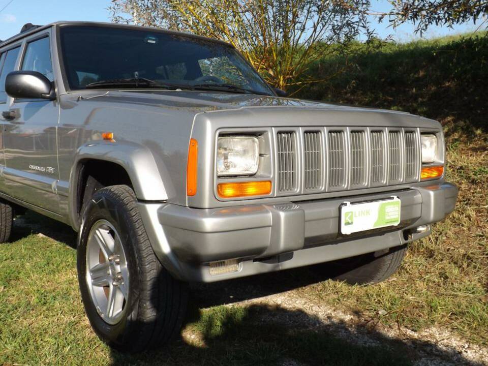 Afbeelding 10/50 van Jeep Cherokee 2.5 TD (2000)