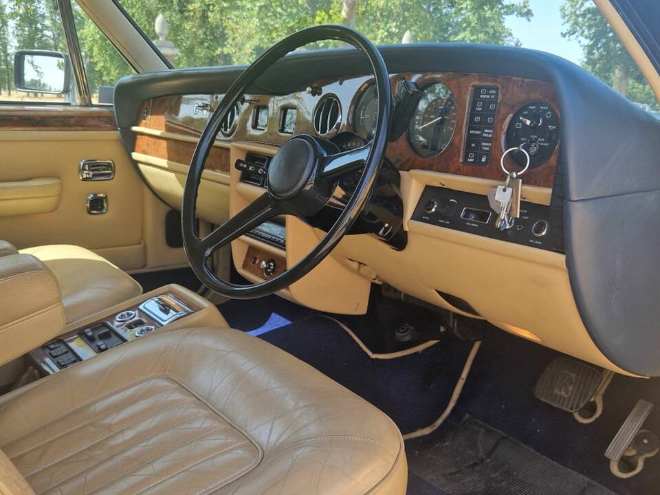 Imagen 2/8 de Rolls-Royce Silver Spirit (1987)