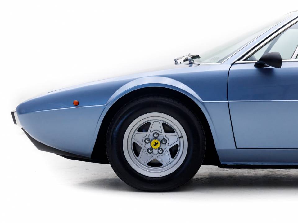 Image 38/47 of Ferrari Dino 208 GT4 (1977)