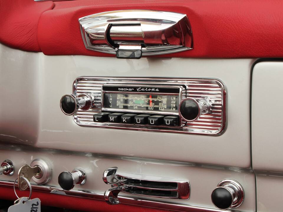 Image 29/33 de Mercedes-Benz 190 SL (1956)