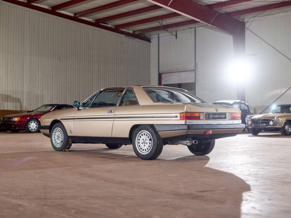 Afbeelding 2/41 van Lancia Gamma Coupe 2500 I.E. (1981)