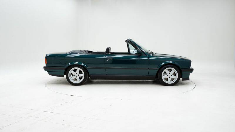 Afbeelding 6/15 van BMW 318i (1991)